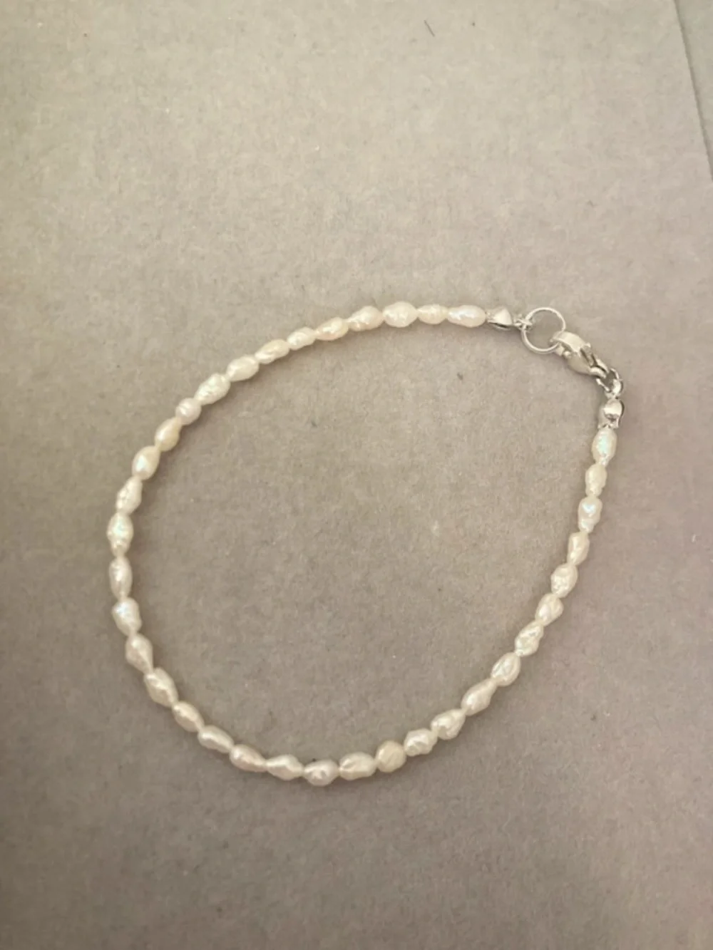 Genuine Freshwater Baroque Pearl Bracelet Silver clasp - White Pearlescent
